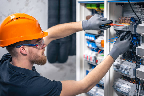 Best Emergency Electrician Near Me  in St Clair, MI